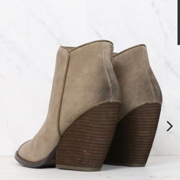 Very volatile suede bootie - Picture 3 of 6